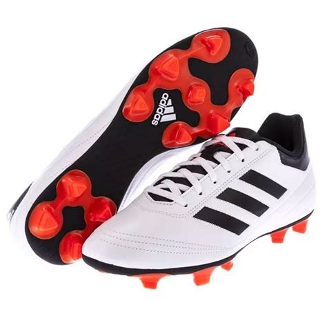 zapatos para jugar fútbol adidas.